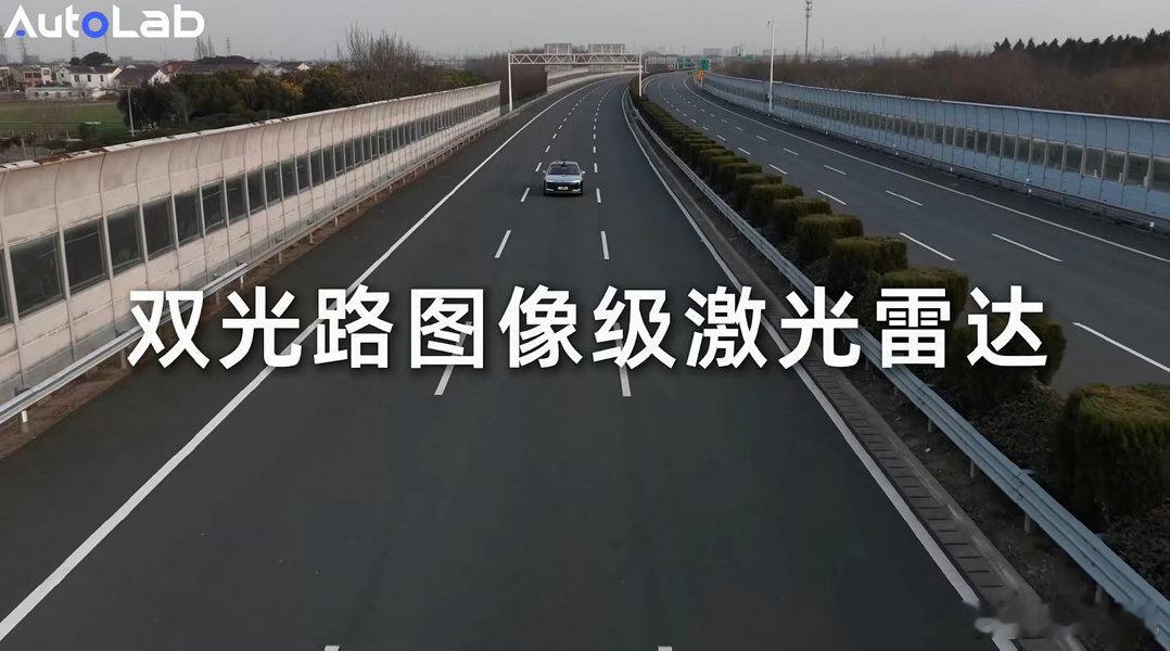 真正的安全是因为看的更全面在复杂路况（如无保护左转、施工路段）提前接管，既享受了