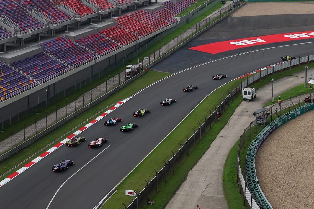 FormulaE2026fe电动方程式上海站 The Race 消息称，自202