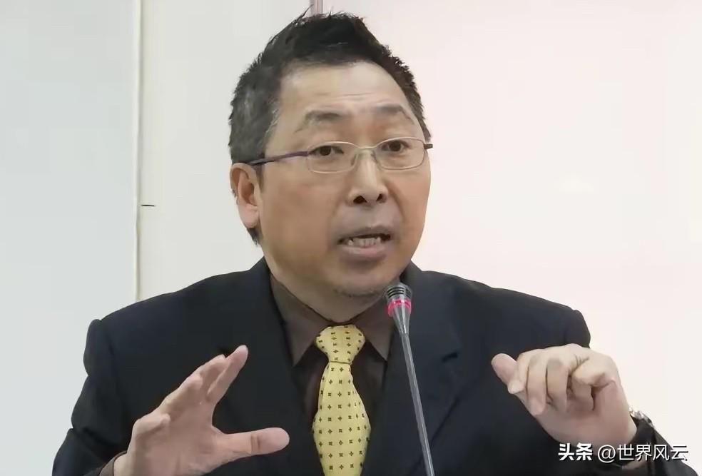 近日，台湾名嘴唐湘龙发出灵魂拷问:郑丽文即将访问大陆，我想问问那些口口声声喊着要