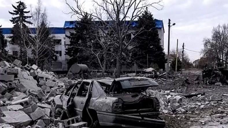 在索莱达尔方向，乌克兰武装部队东部集团发言人宣布，乌军从索莱达尔撤出并巩固至预先