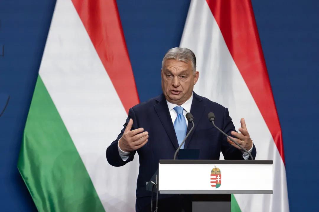 匈牙利就是欧盟的搅屎棍，竟然拒绝民主、文明，不同意向乌克兰无息贷款 900 亿。