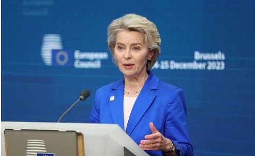 冯德莱恩：即便出现天然气短缺，欧盟也不会重新采购俄罗斯天然气
 
冯德莱恩这回是