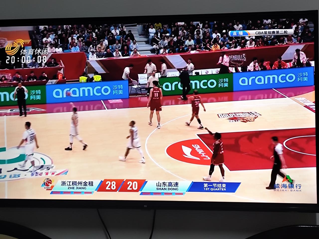 28：20，山东高速第一节落后浙江稠州金租8分。山东高速首发让18岁小将姚柯宇先