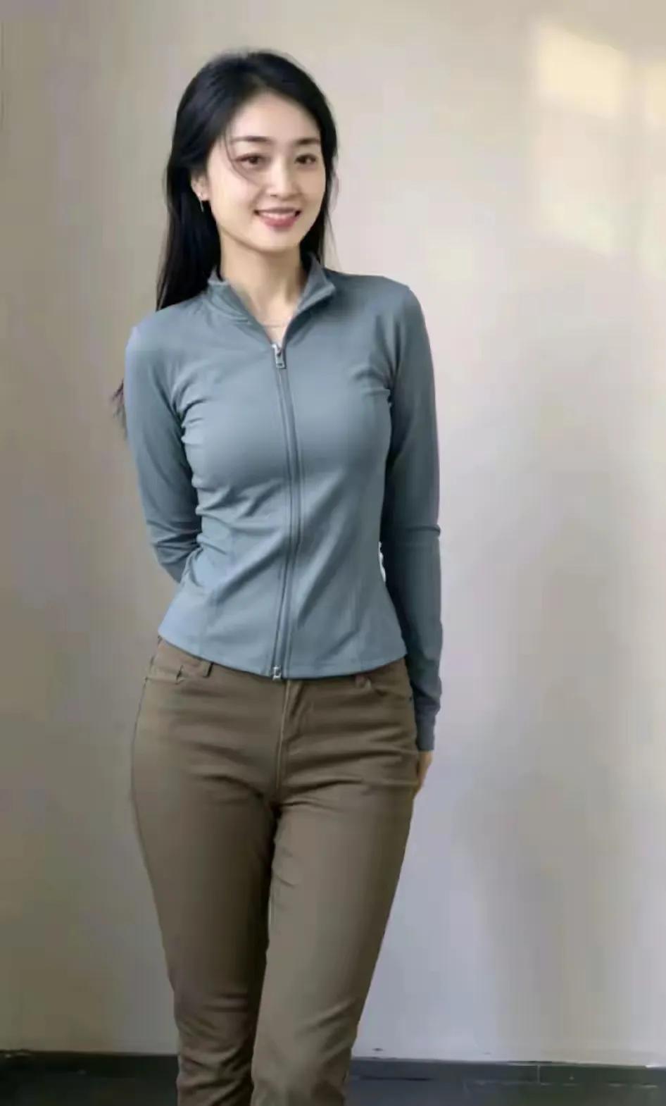 这相貌，这身材真的无可挑剔了。如果不信，你可以挑出一二个不足说出来，让大家评评。