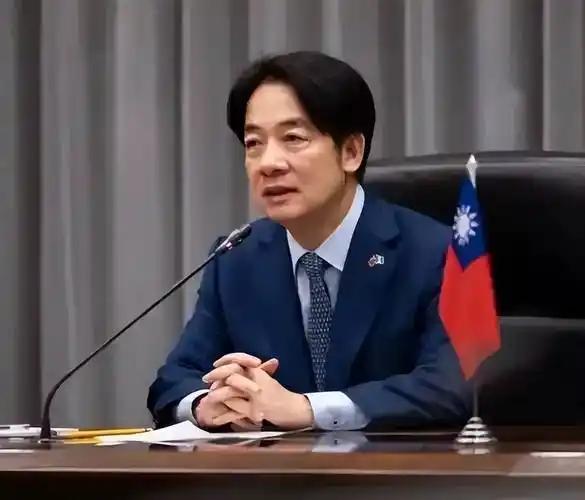 赖清德算计成功，特朗普开始铤而走险，大陆早已看清美国怕啥..
 
近期赖清德偷渡