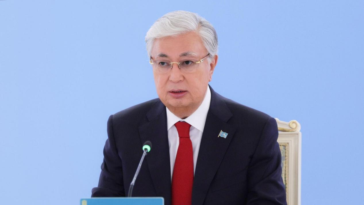 上合峰会前夕，哈萨克斯坦总统托卡耶夫任命总统办公厅第一副主任叶尔兰卡林为副总统，