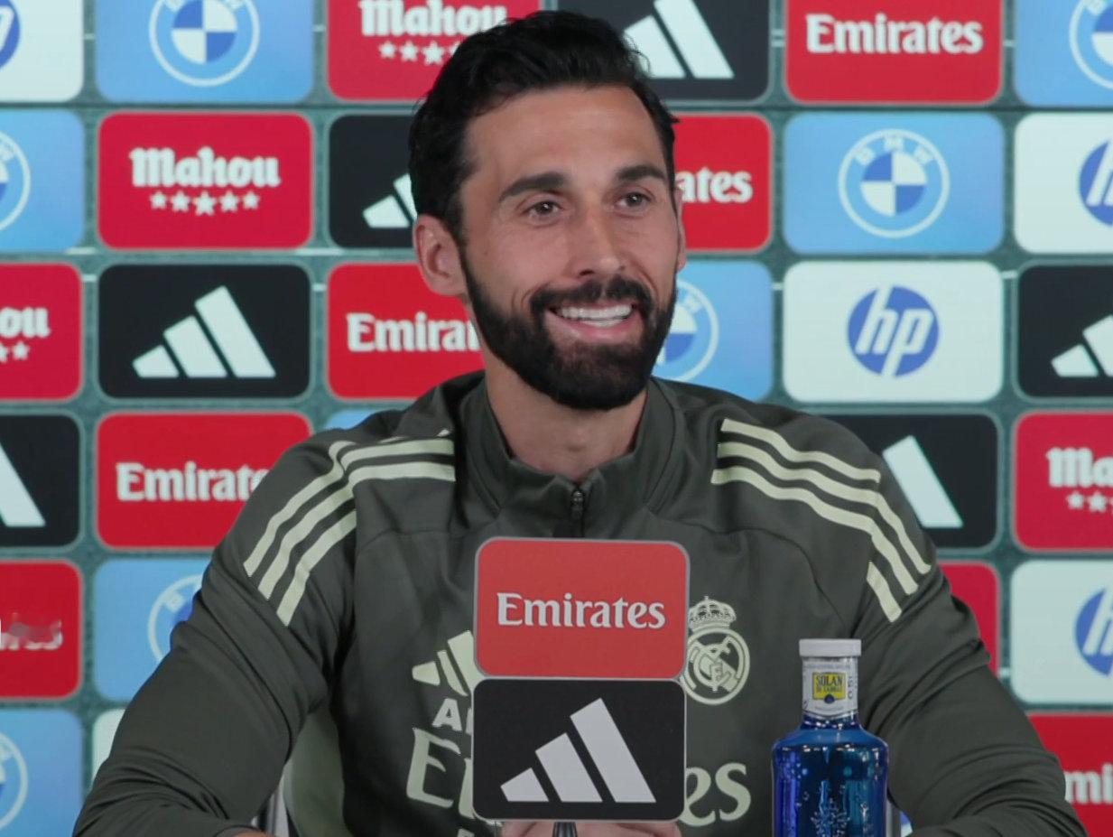 阿韦洛亚赛前发布会：【您希望球员们以怎样的态度面对这场比赛？】带着他们应有的求胜