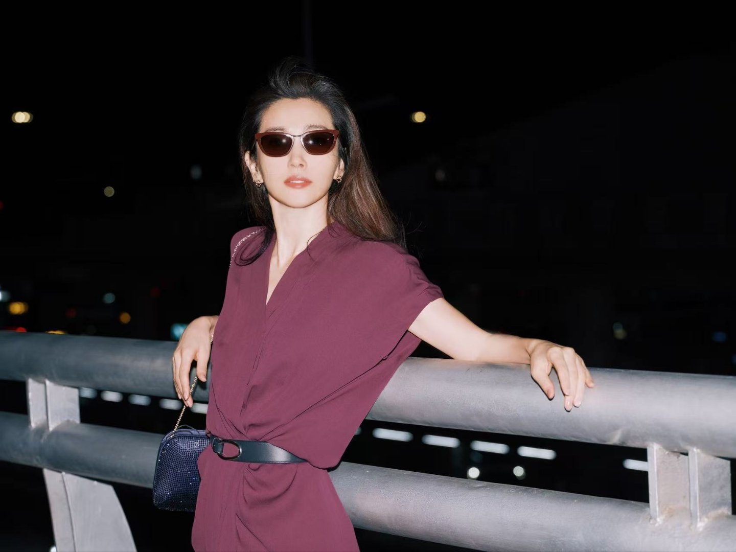 李冰冰出发巴黎高定周状态李冰冰启程前往巴黎，将 亮相Giorgio Armani