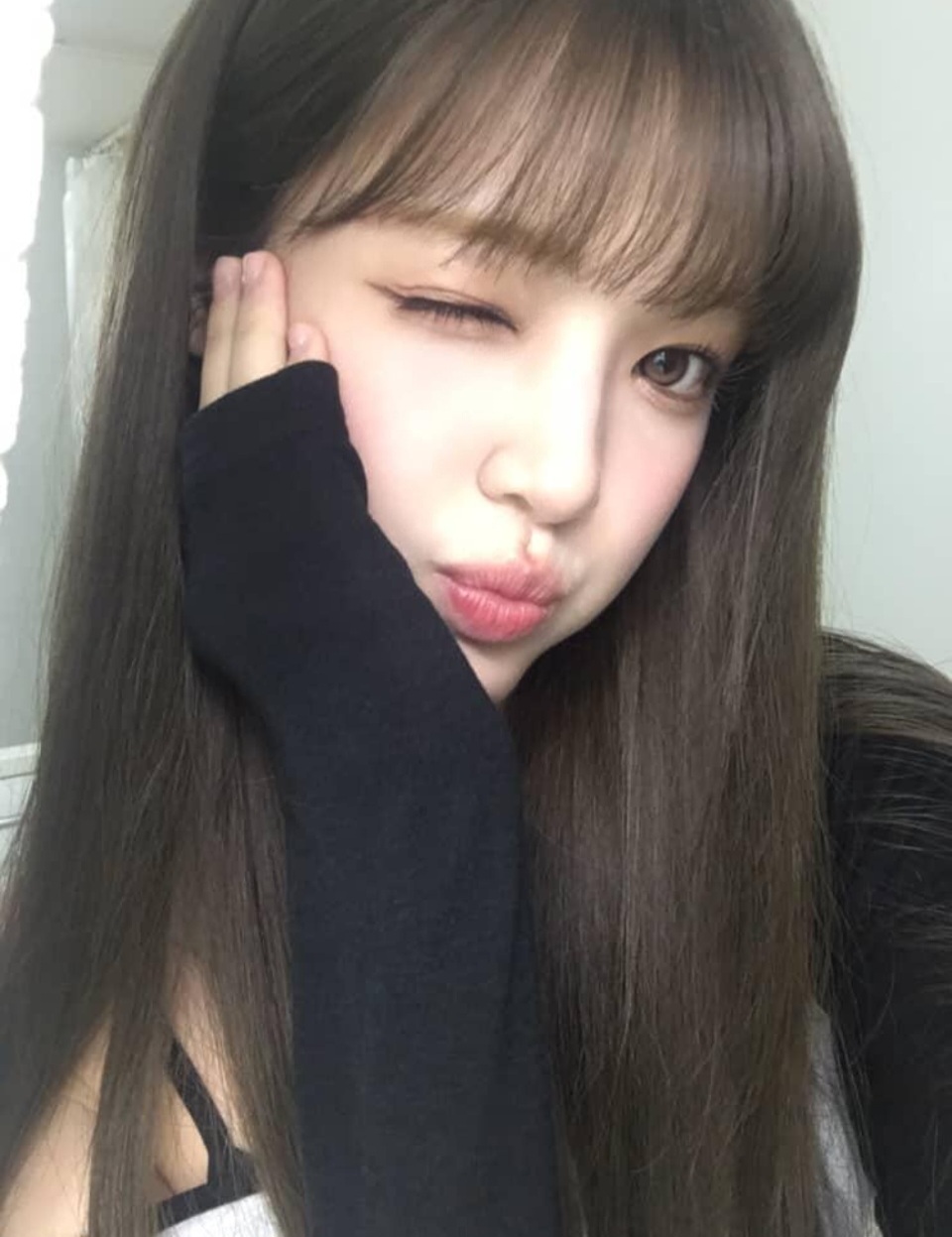 我才注意到柳河这个衣服。吊带🤤 