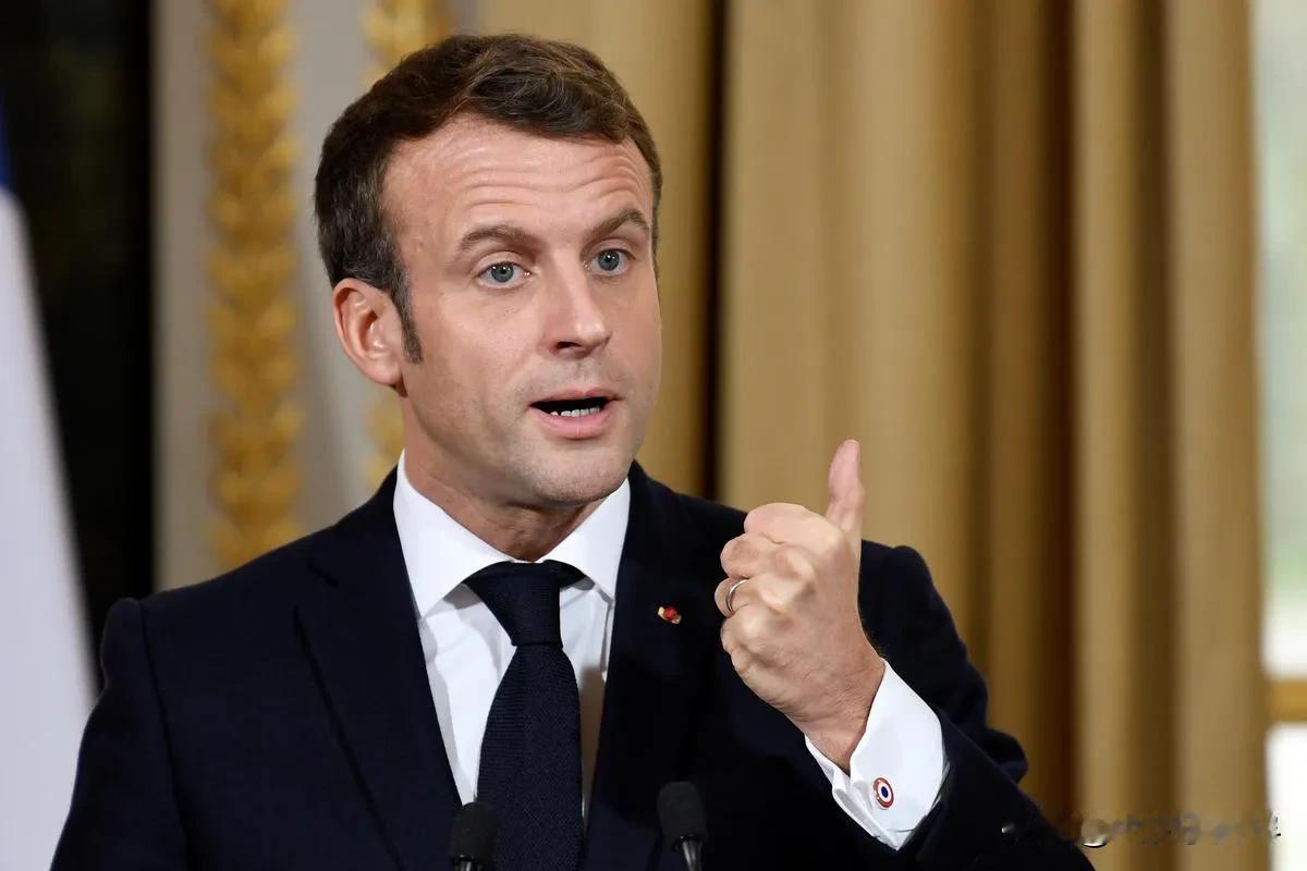 三言两语

其实，这个世界上真正的恶魔没有几个。但是，助纣为虐为虎作伥的无脑人太