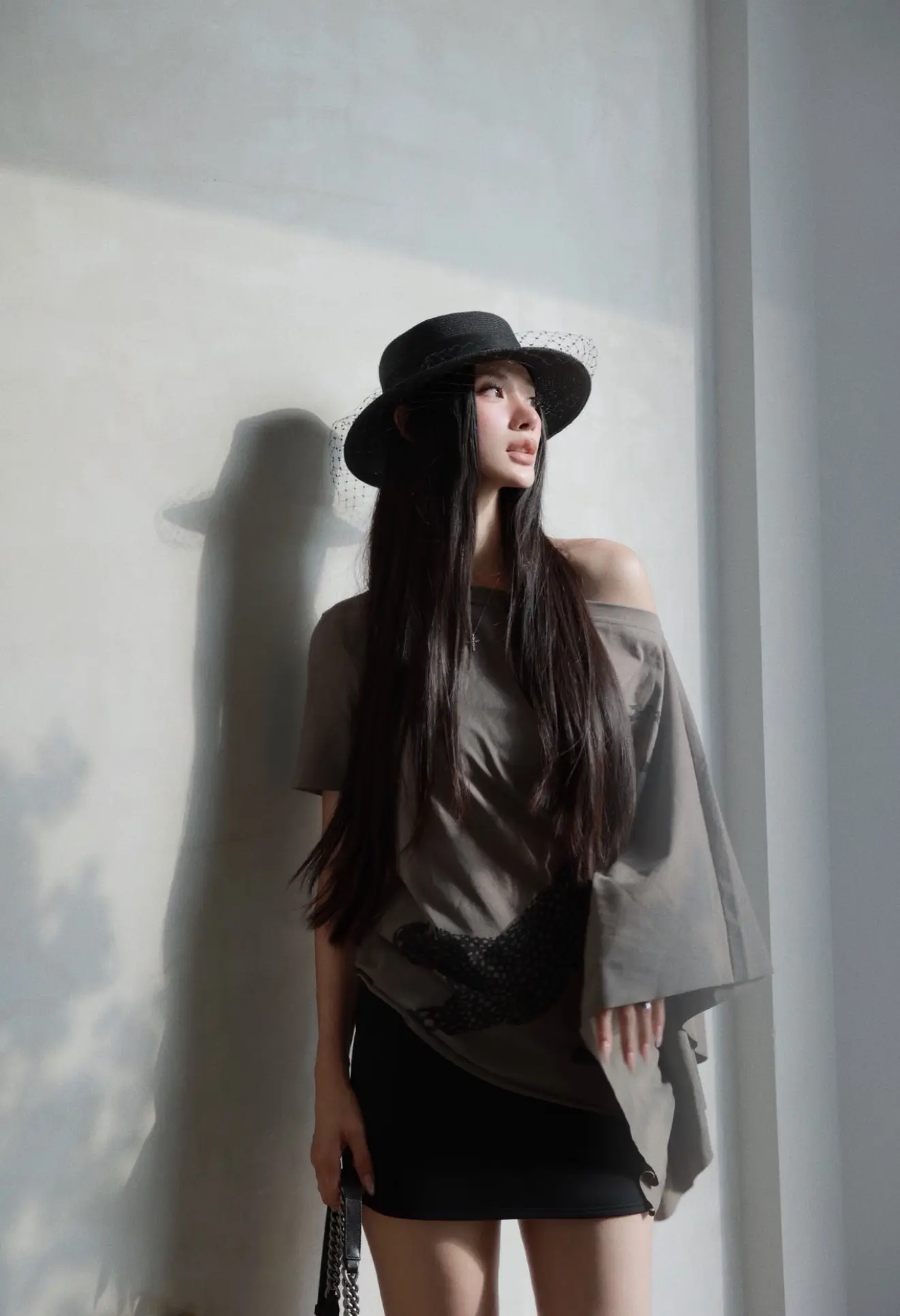 笑一个吧😆。周末最开心噜 如果阳光明媚就更好了，开心加满🐈🫧