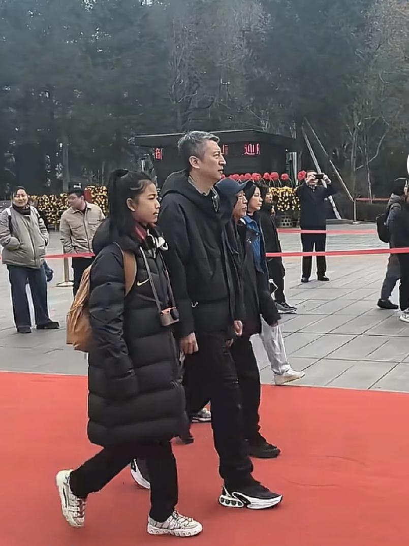 郭士强去韶山朝圣，男篮国家队必须有担当，好人心想事成

郭士强就是太固执，其实人