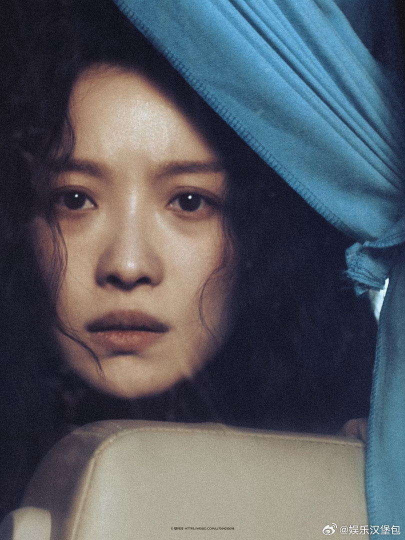 倪妮又有人生镜头了 任小名的刺，是她的铠甲也是她的伤疤。倪妮在走廊那段含泪的克制