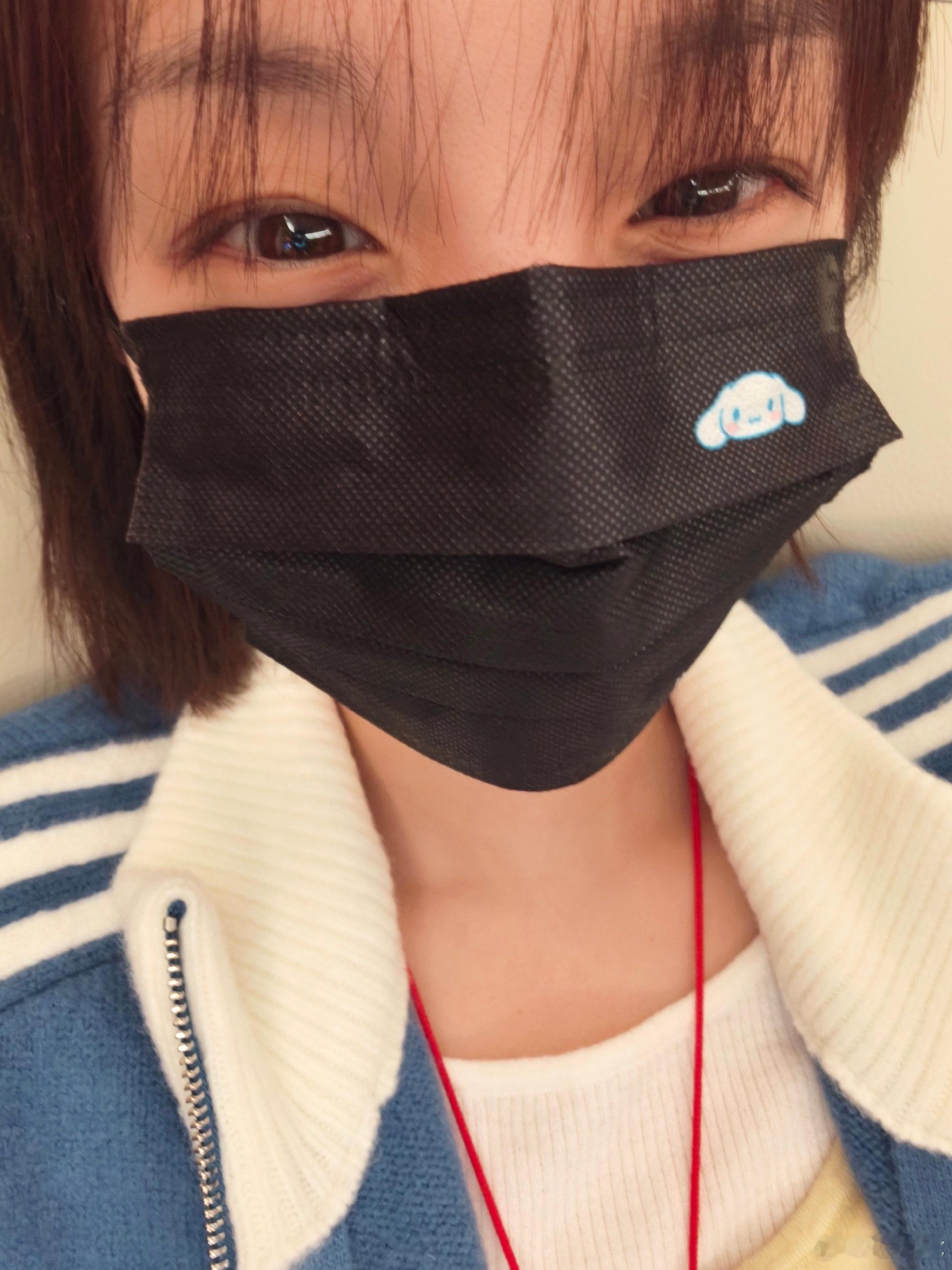 宋雨琦好素的脸演唱会现场同框被拍到，网友热议，静待本人回应 ​​​