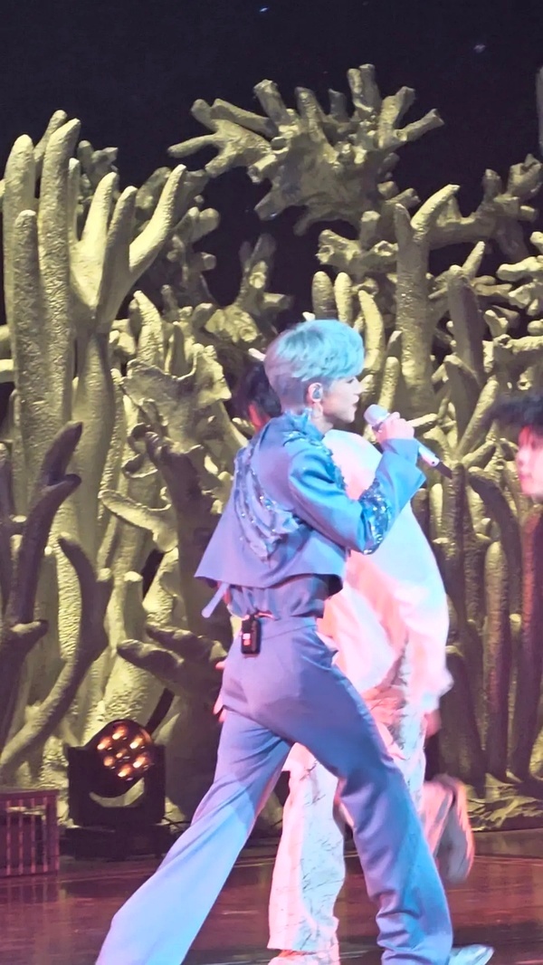 恋瘦癖都觉得郑朋太瘦了 