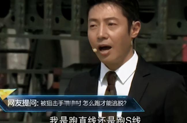 2019年，一次，撒贝宁‬问狙击手：“如果有‬狙击手要干‬掉我，那我是跑‬直线还