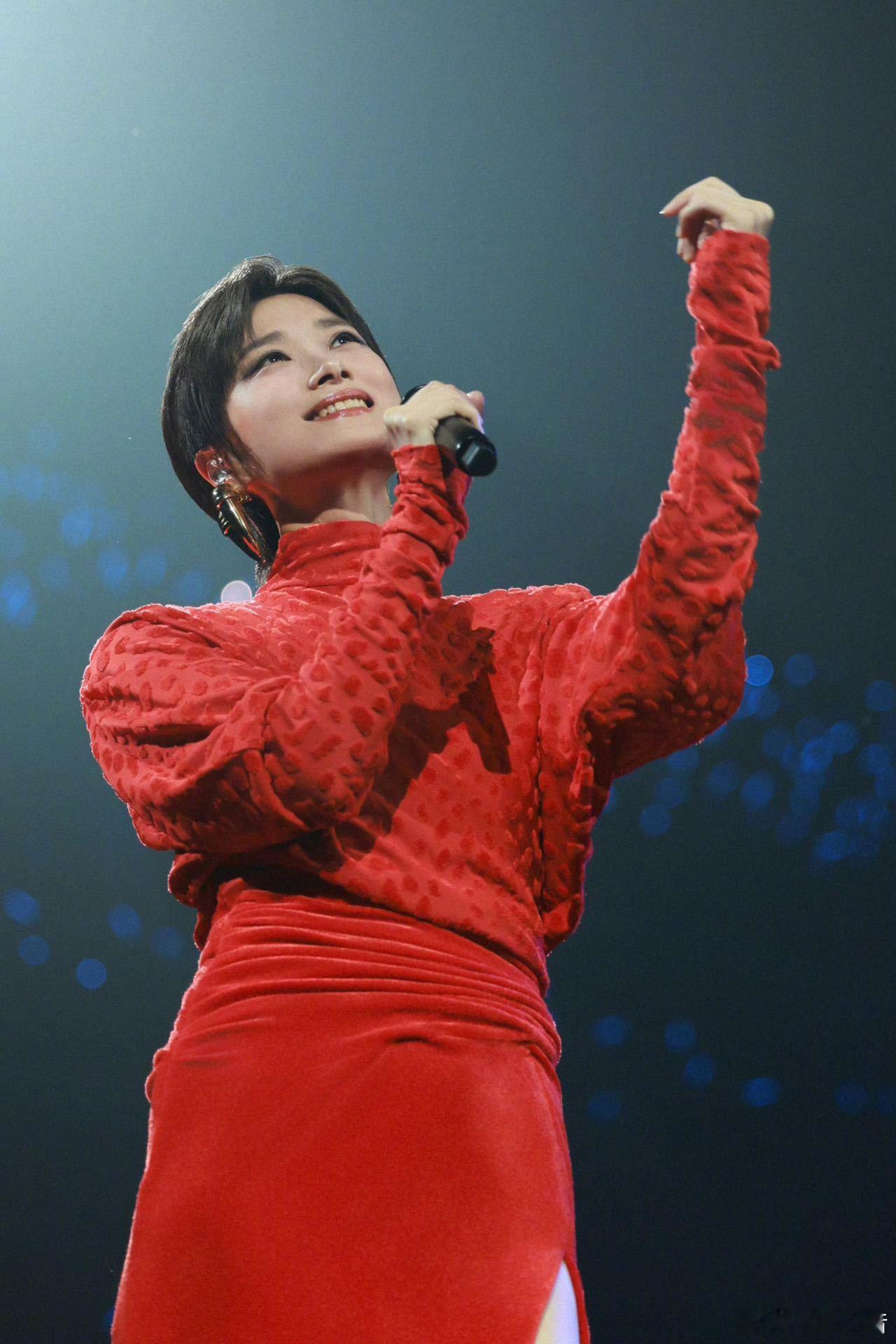 李宇春杭州演唱会 终于等到官宣！10月25日“皇后与梦想”杭州站演唱会。循环歌单