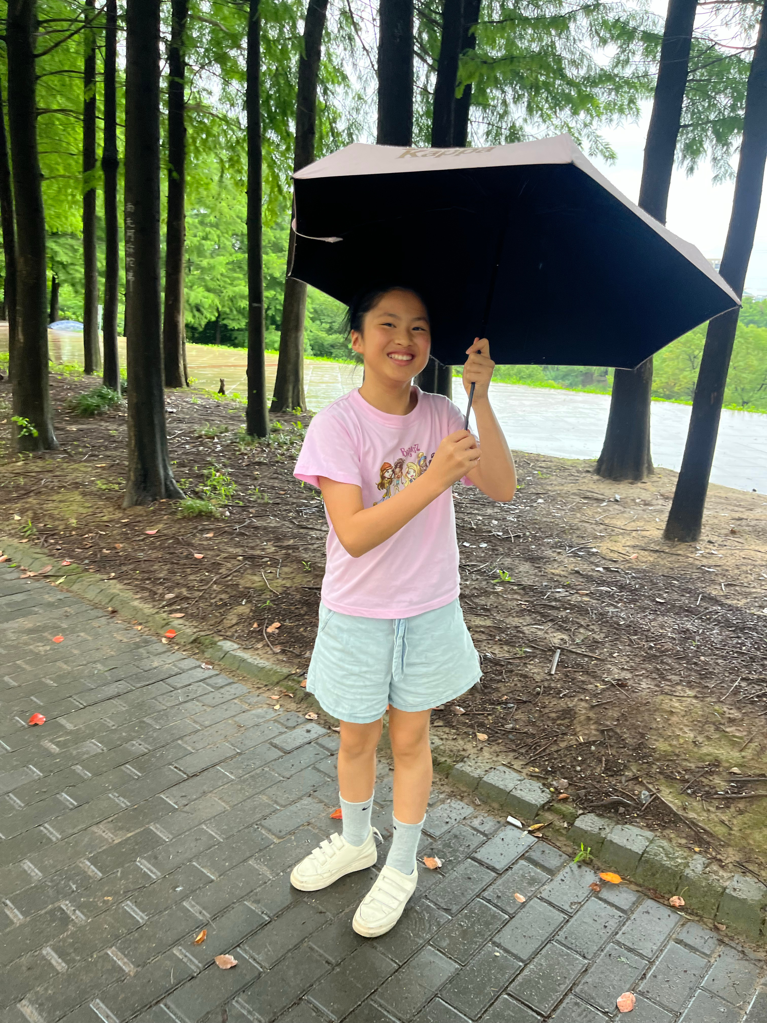 下雨天怎么了？和我有关系吗？只要我想出去，问题没有🈚️上午带娃出门溜达一下🚶
