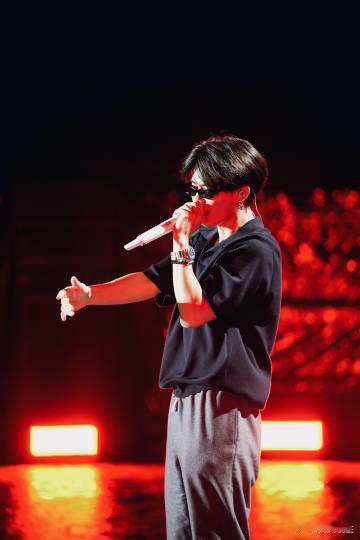 看完音乐节确诊CLIC快门型人格ATMer的钱全送给音乐节了 音乐节，是一场“支