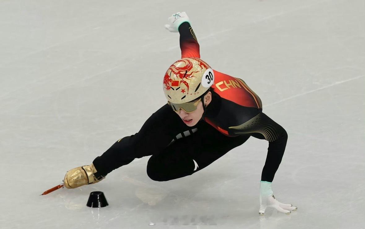 林孝埈已为中国短道燃尽所有冬奥 谢谢你，林孝埈，在八年最美好的年华里，为中国短道