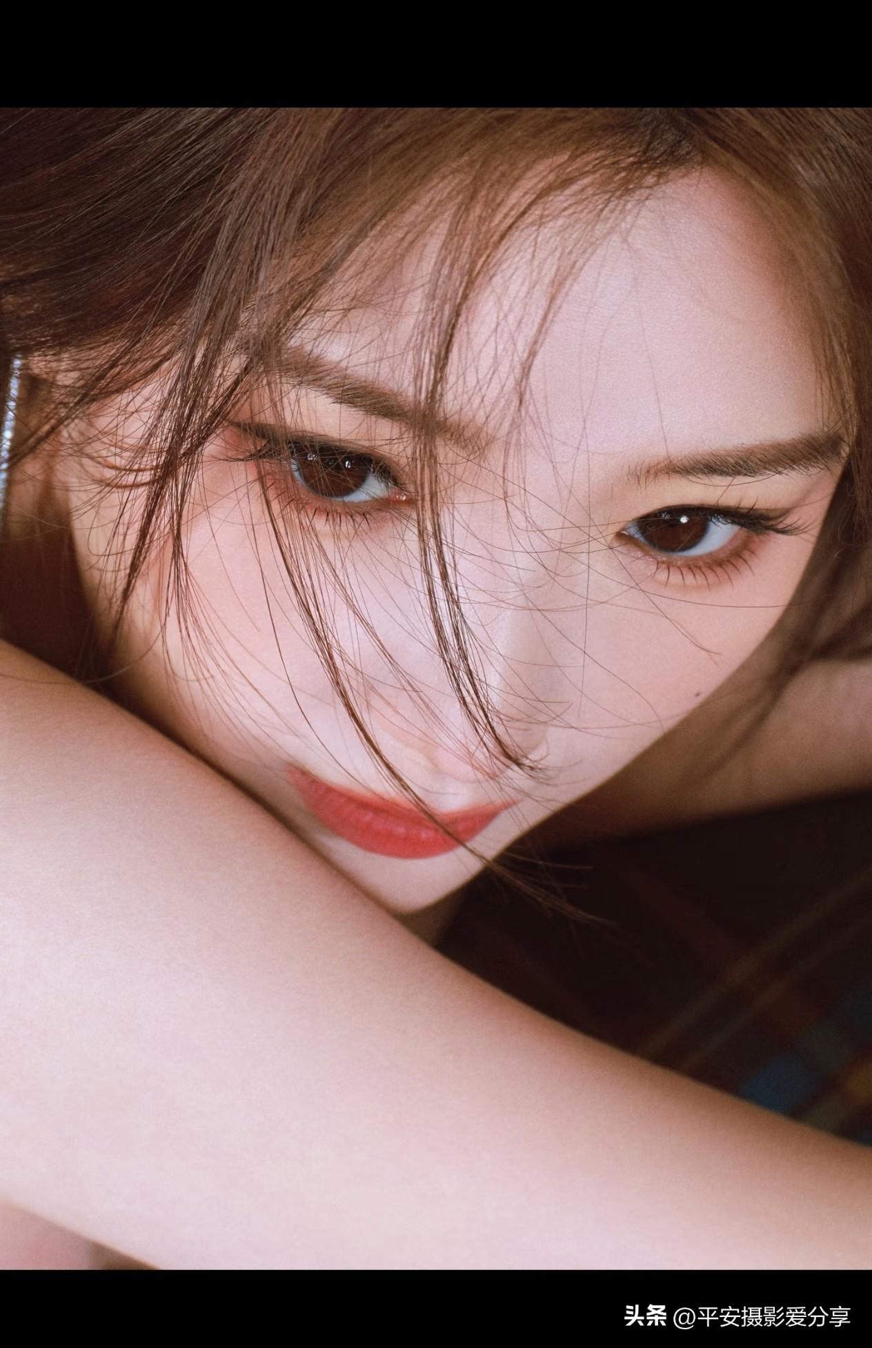 毛晓彤   小白白小白欢乐团 小毛晓彤 毛晓彤红毯照 毛晓彤身高 毛晓彤红毯造型