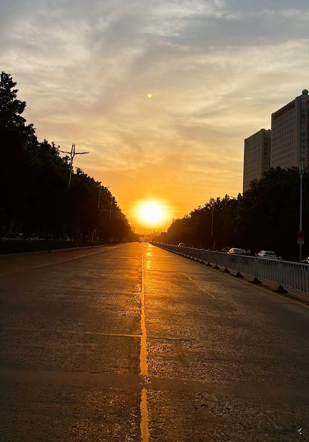 ✌🏻周4️⃣啦
         🥨常快乐
                