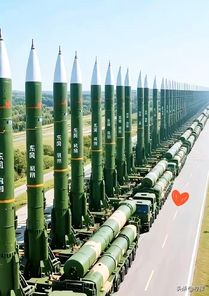 导弹“全时”竖立就等一声令下！
中俄伊刚刚“战略对表”以后，
2月4号，央视军事