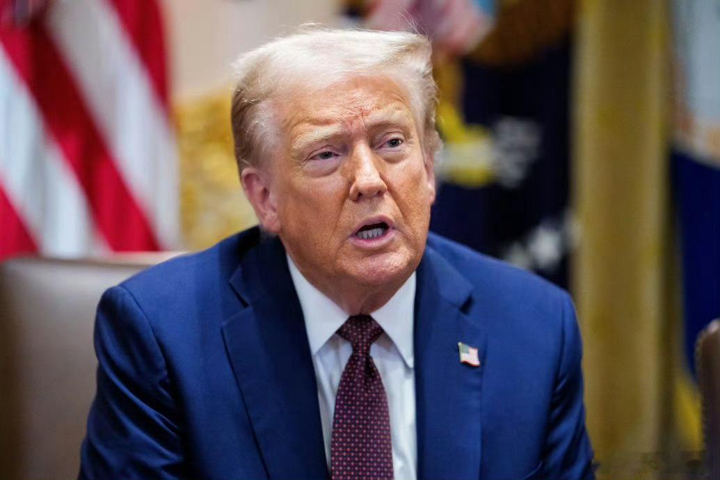 特朗普称，美国针对委内瑞拉的地面行动已经开始。马杜罗称，委内瑞拉已准备好在必要时