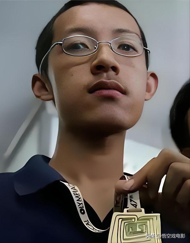 柳智宇，全国数学联赛第一名，两获国际奥数满分金牌，北京大学数学天才学霸，却突然放