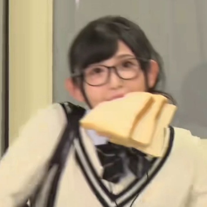 感觉嘴里少了两片吐司 