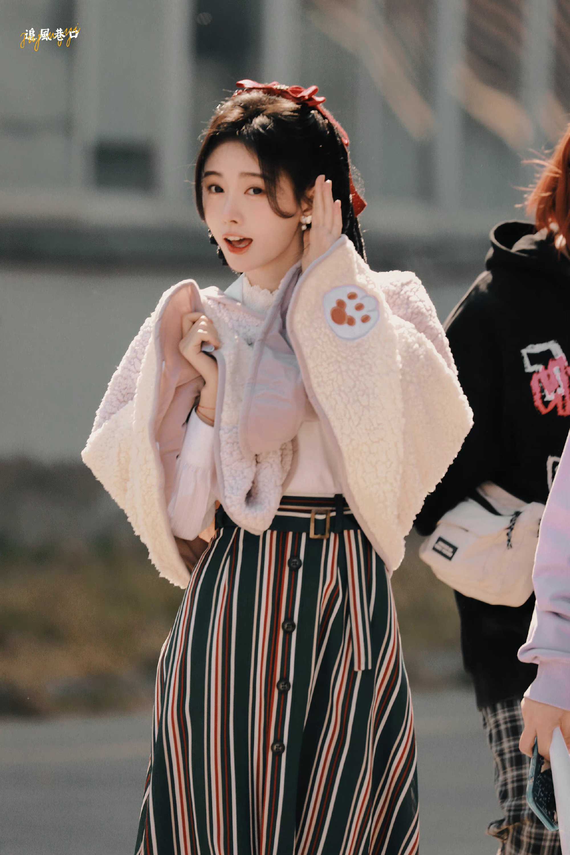 鞠婧祎来战jjy鞠婧祎阿黛长话短说 有你 我很幸福ε(๑> ₃ <) з
