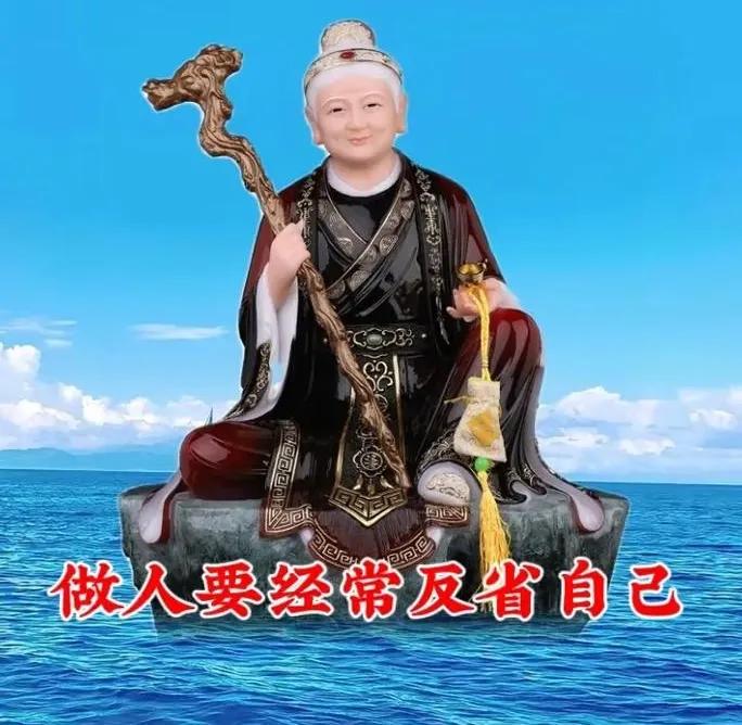 人该如何抵御自己的不足与无知?人要抵御自身不足与无知，可从以下几方面努力。
  