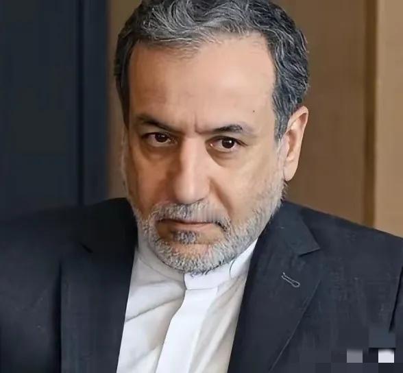 伊朗外长传来消息

4月21日，传出了一则重要消息！伊朗外长阿拉格齐公开宣布了一