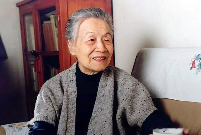 “一个女人，不管你多漂亮，多有才，多有气质，只要你向别人伸手，手心朝上的那一刻，