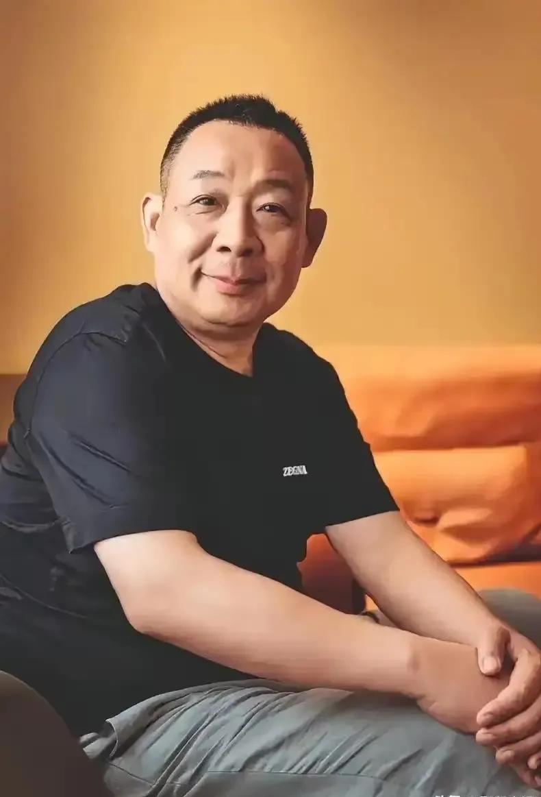 3月8日，整个中国企业界再次集体沉默。胖东来创始人于东来投下一枚重磅炸弹——将价