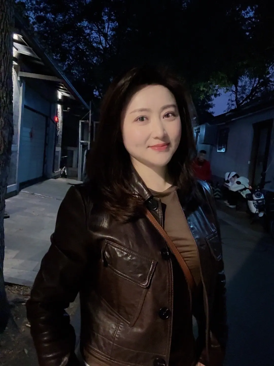 这一路的苦衷、只有我自己懂，让我掉眼泪的每个瞬间；我都不会忘。