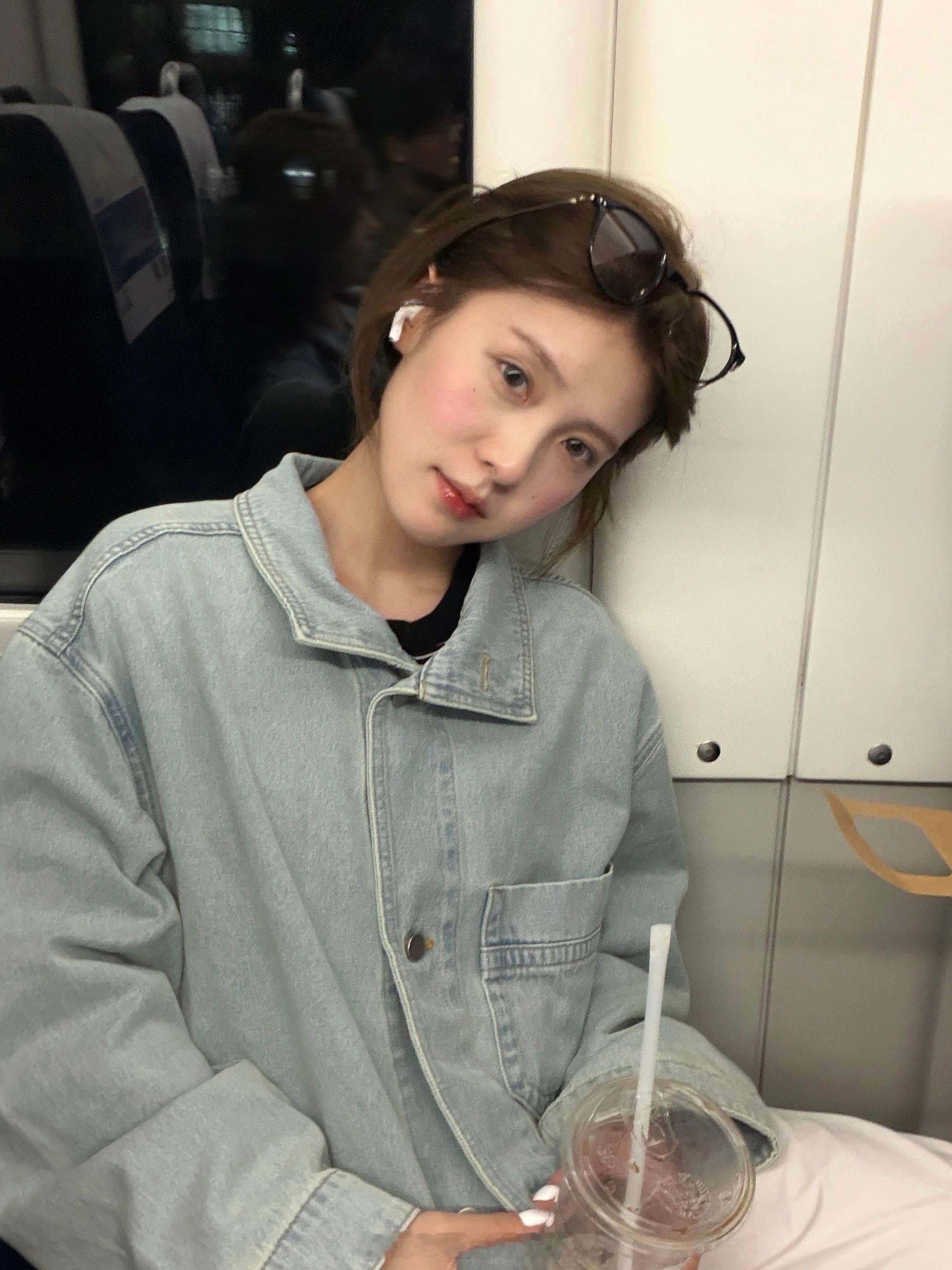 生活总是被很多事情排满后遗忘一些东西 