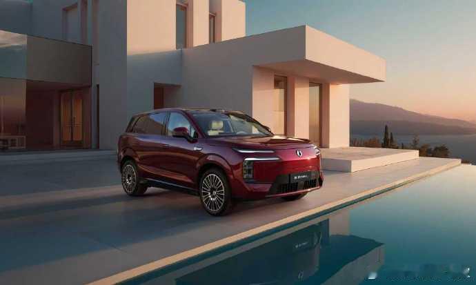 一台家人全票通过的车 家庭选车想让全家满意确实不容易：爸爸关注操控性能，妈妈在意