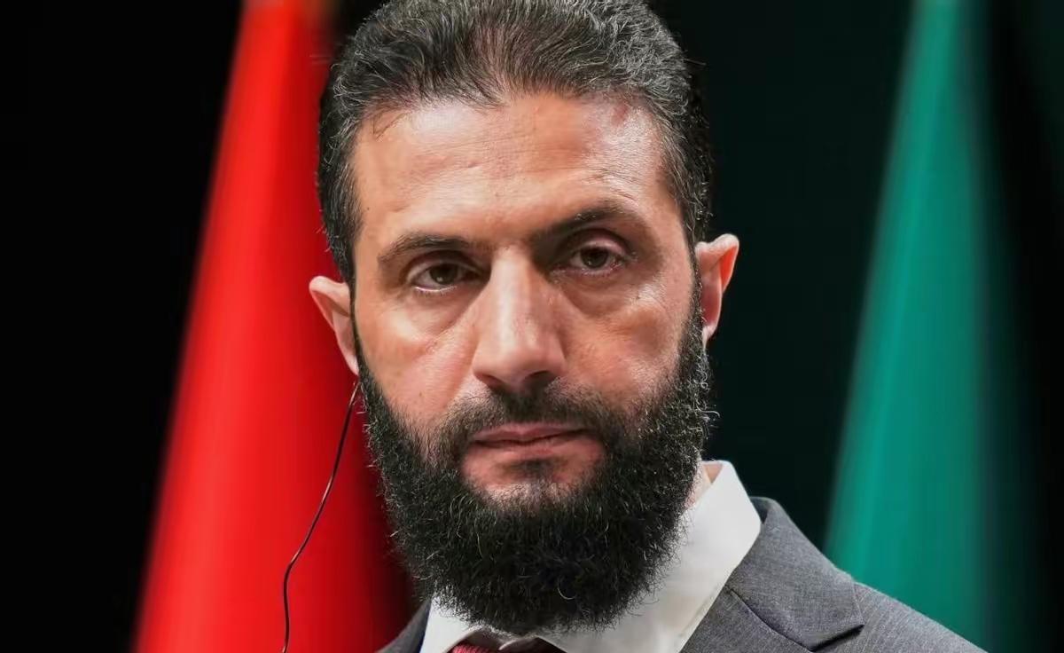 朱拉尼匪帮和土耳其总统埃尔多安攻打库尔德人，已经把库尔德人赶到了最后的地盘科巴尼