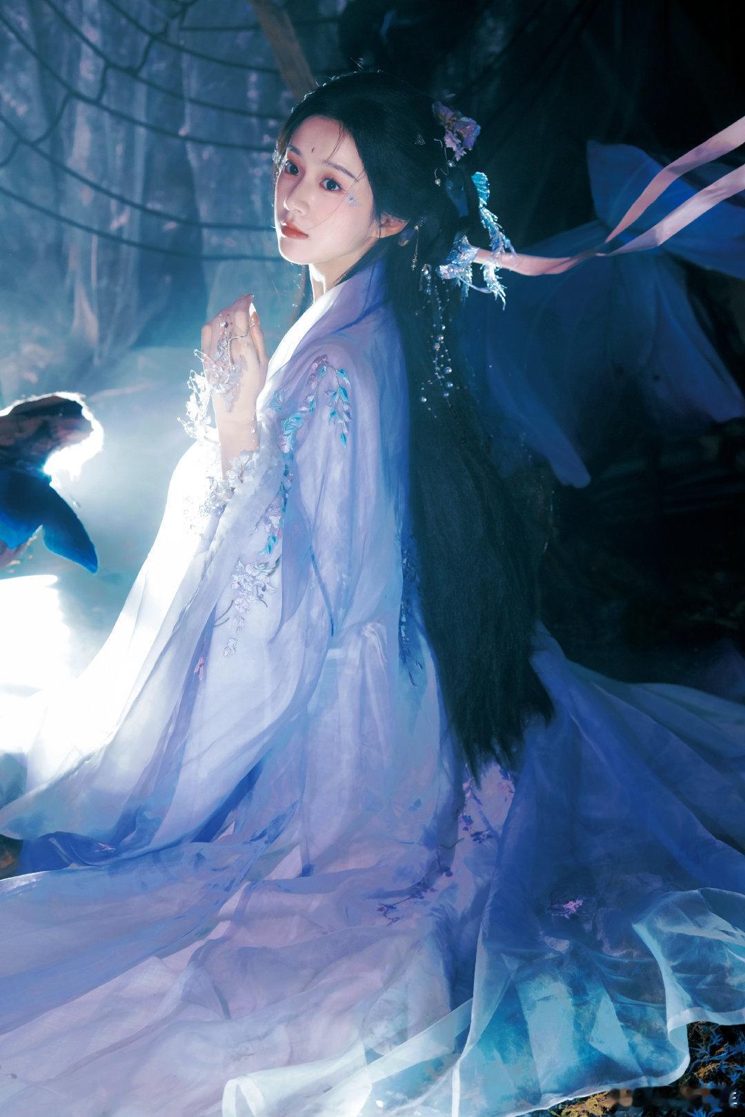 包上恩水龙吟收官plog暖心上线！致「未来的小钟」: 历经阵痛与深渊，终会推开世