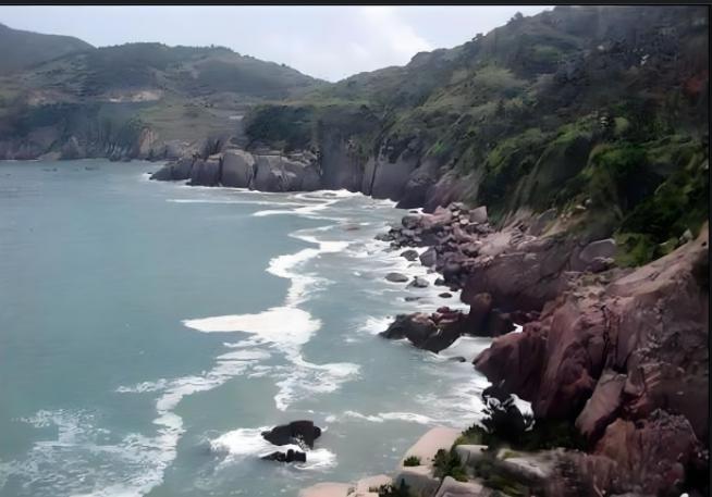 #秋日生活打卡#【小洋山岛-2】幻石灵礁群：小洋山踏浪海滩：海岸线波涛景观

编