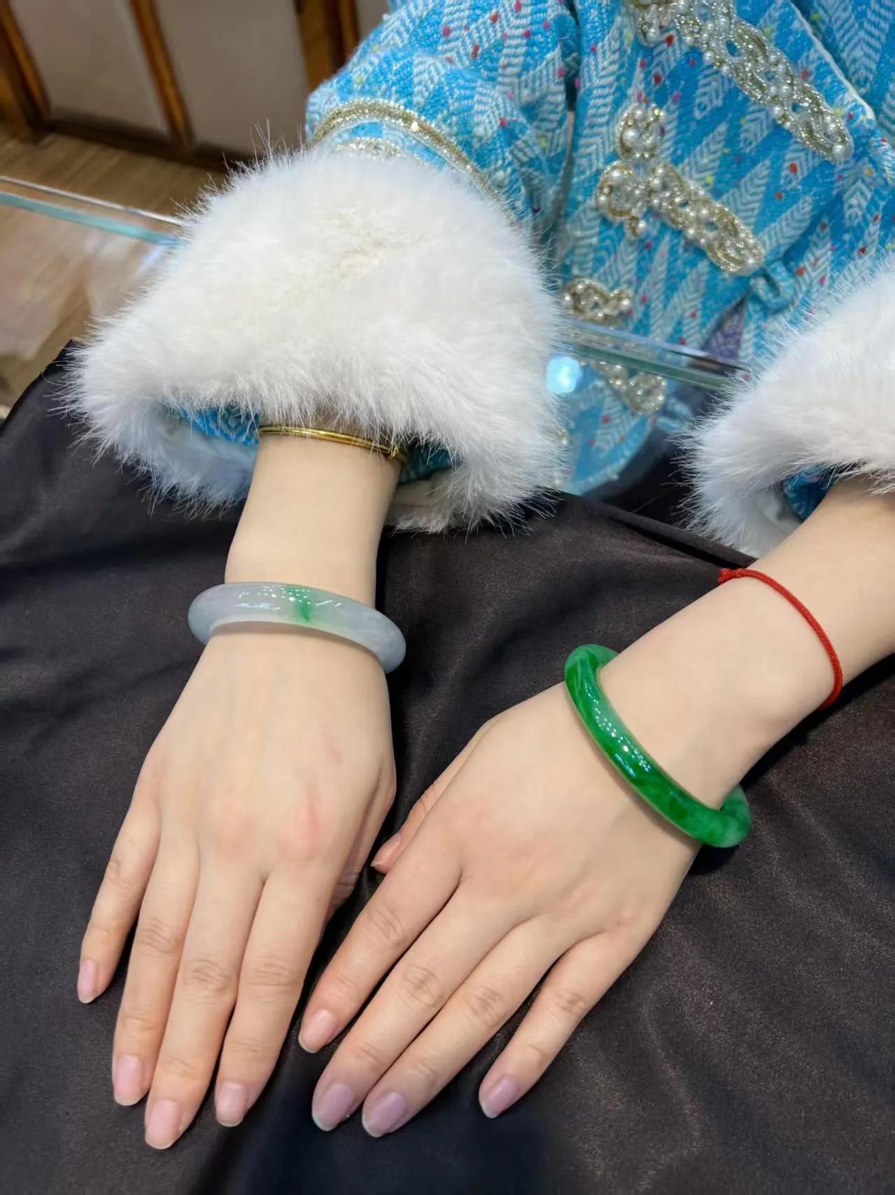 飘花vs满绿！！这波绿是来“砸场子”的吧。

粉丝又给我送来一道点穴题：这次是飘