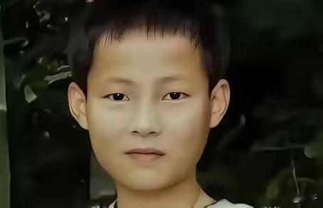 安徽离奇悬案！父亲挖笋意外身亡，10年后儿子开棺验尸，亲手送母亲入狱
 
200