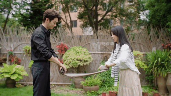 #一夜承明婚后生活具象化# 承欢记实在是太会拍了，这样美好的场面值得反复观看，甜