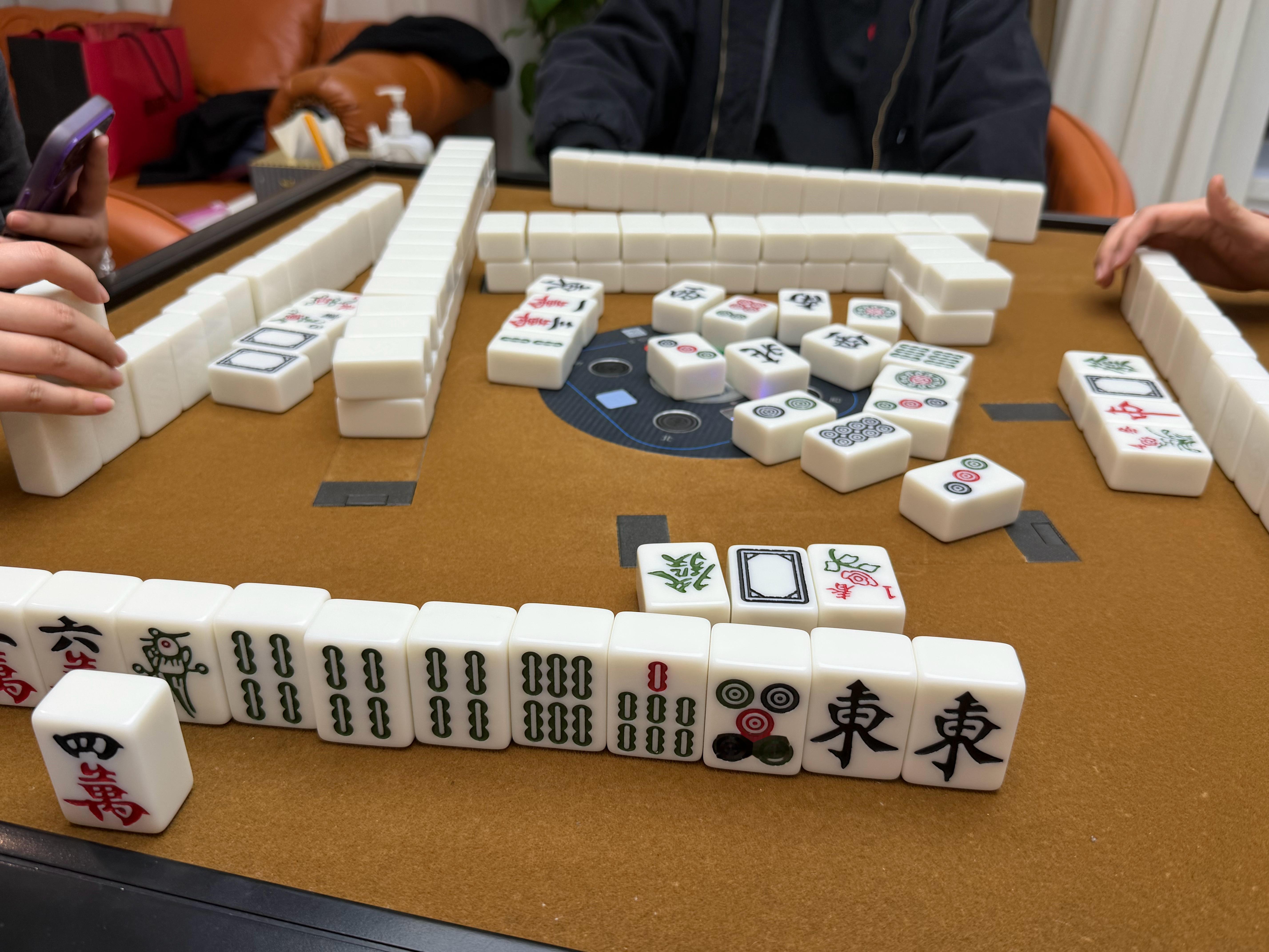 终于放假了～  麻将打上了吗各位