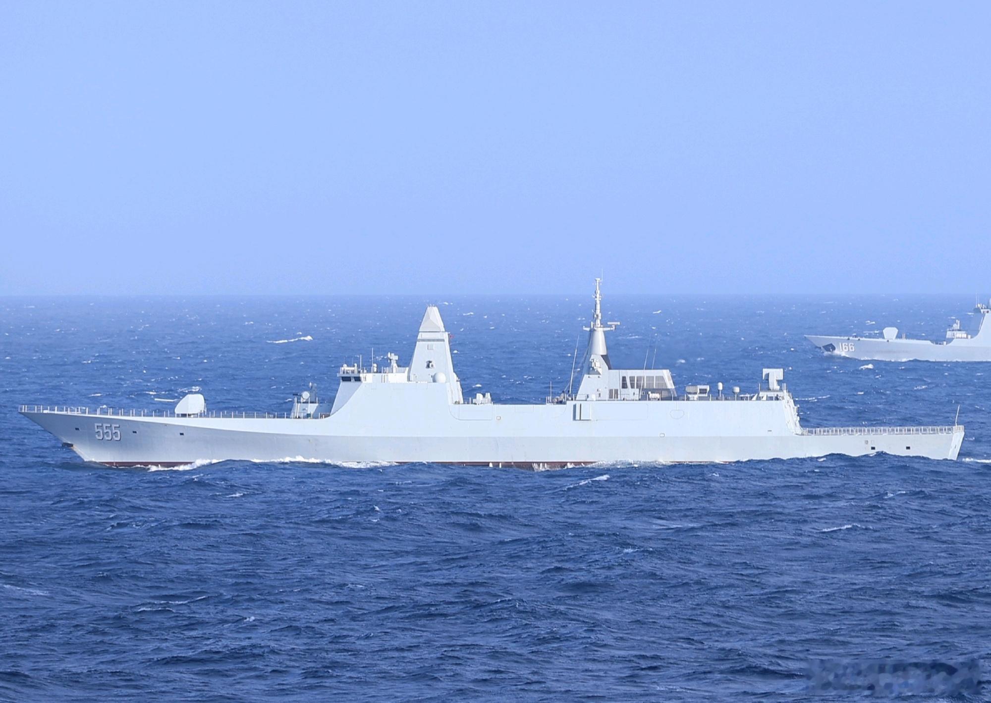 中方要求彻查中巴公园拆除事件说再多，都没用！不如一支水面编队，或者大飞机亮翅膀这