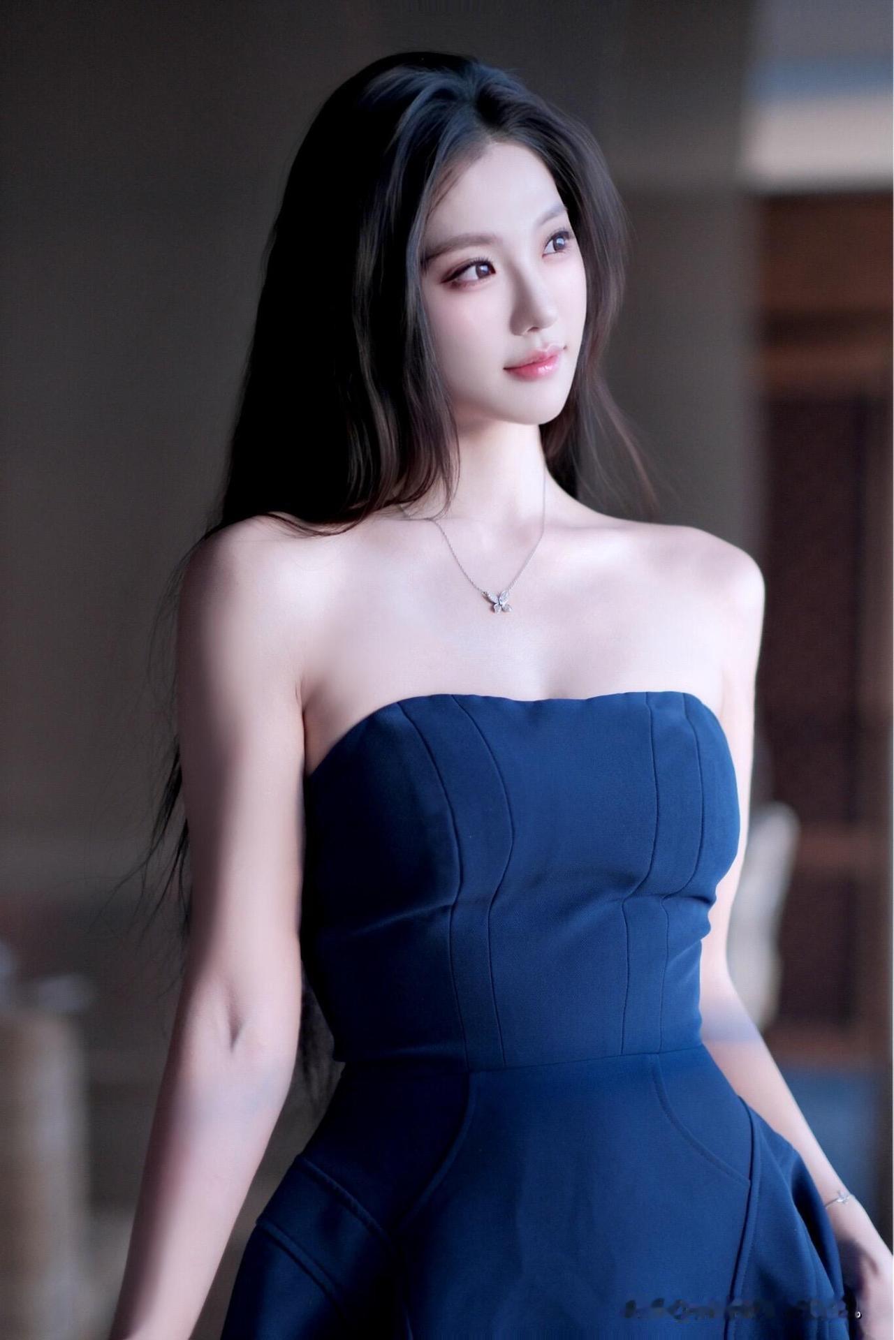 相信总有一天你会明白，人生就是一场巨大的心想事成。美人美得灵秀