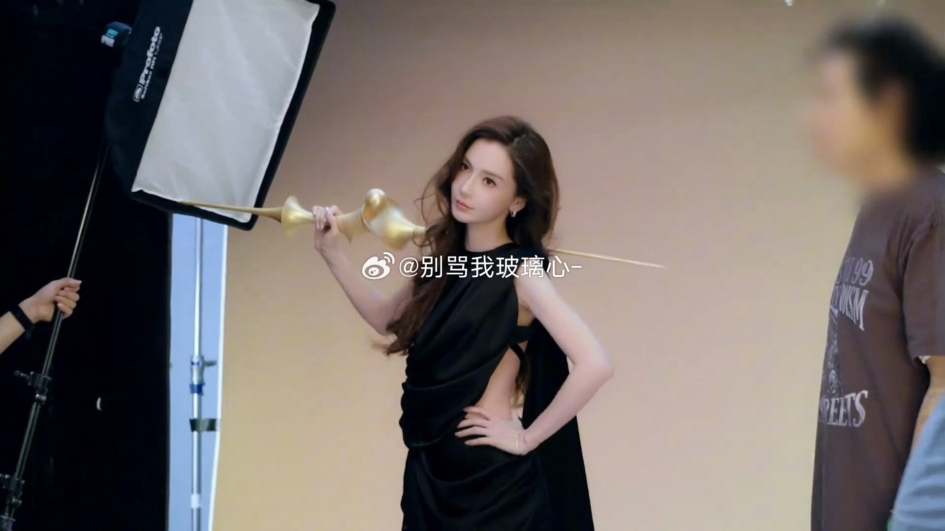 angelababy angelababy相思令"春天有鲜花绽放秋天有枯叶飘落但