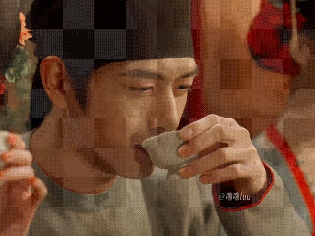 这段简直是李现的演技大赏  李现这次在剧中的表现直接封神！蒋长扬这个角色被他演活