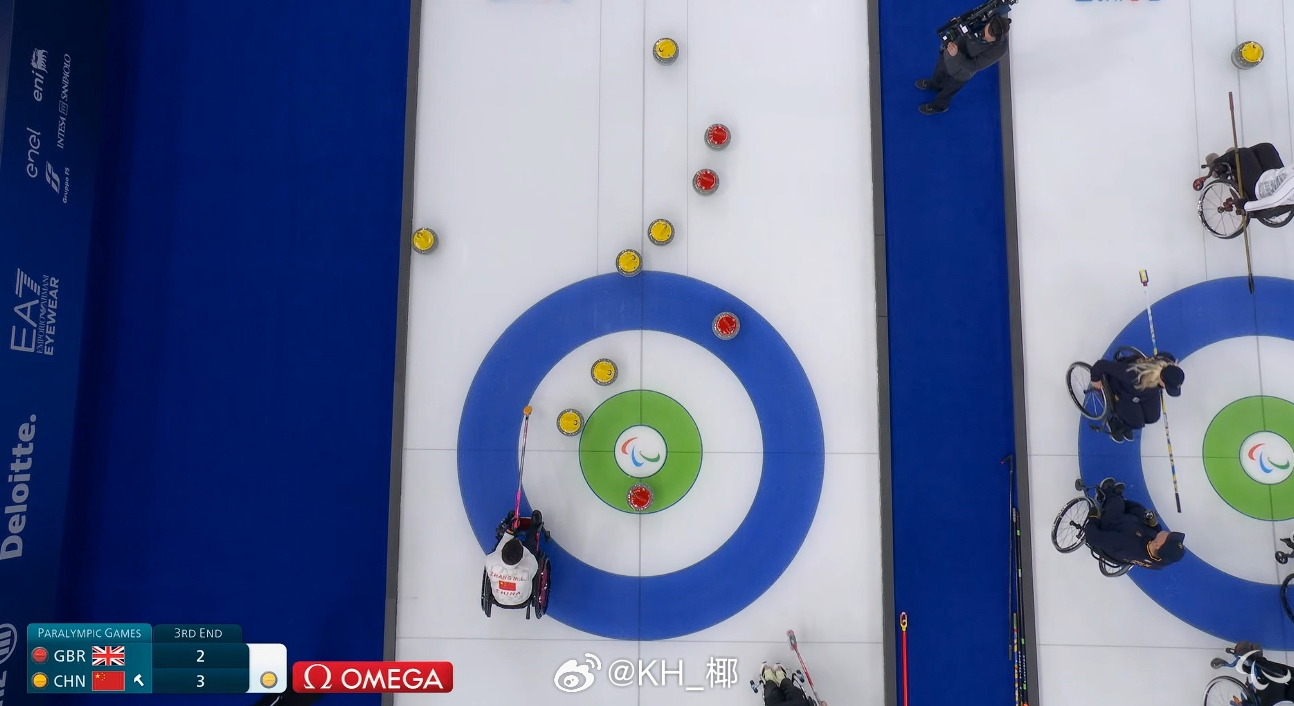 可惜，海涛最后一投磕占位，对面偷1，3-3 